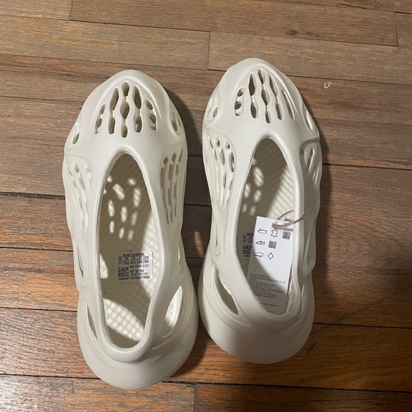 Yeezy Other - Yeezy slides